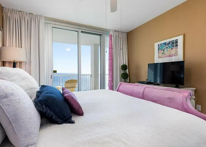 Island Tower Apartment